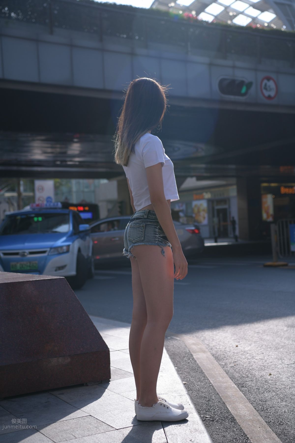 [Mojing Street] 126 Very Sexy Denim Hot Pants Girl photo 98