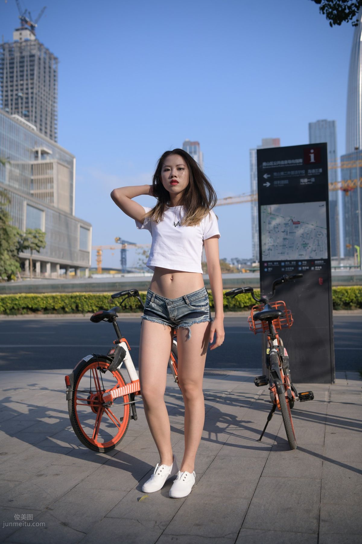 [Mojing Street] 126 Very Sexy Denim Hot Pants Girl photo 258