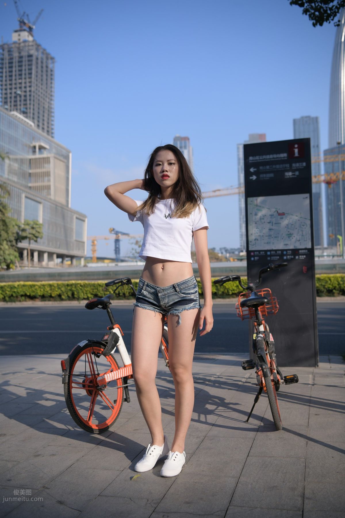 [Mojing Street] 126 Very Sexy Denim Hot Pants Girl photo 259