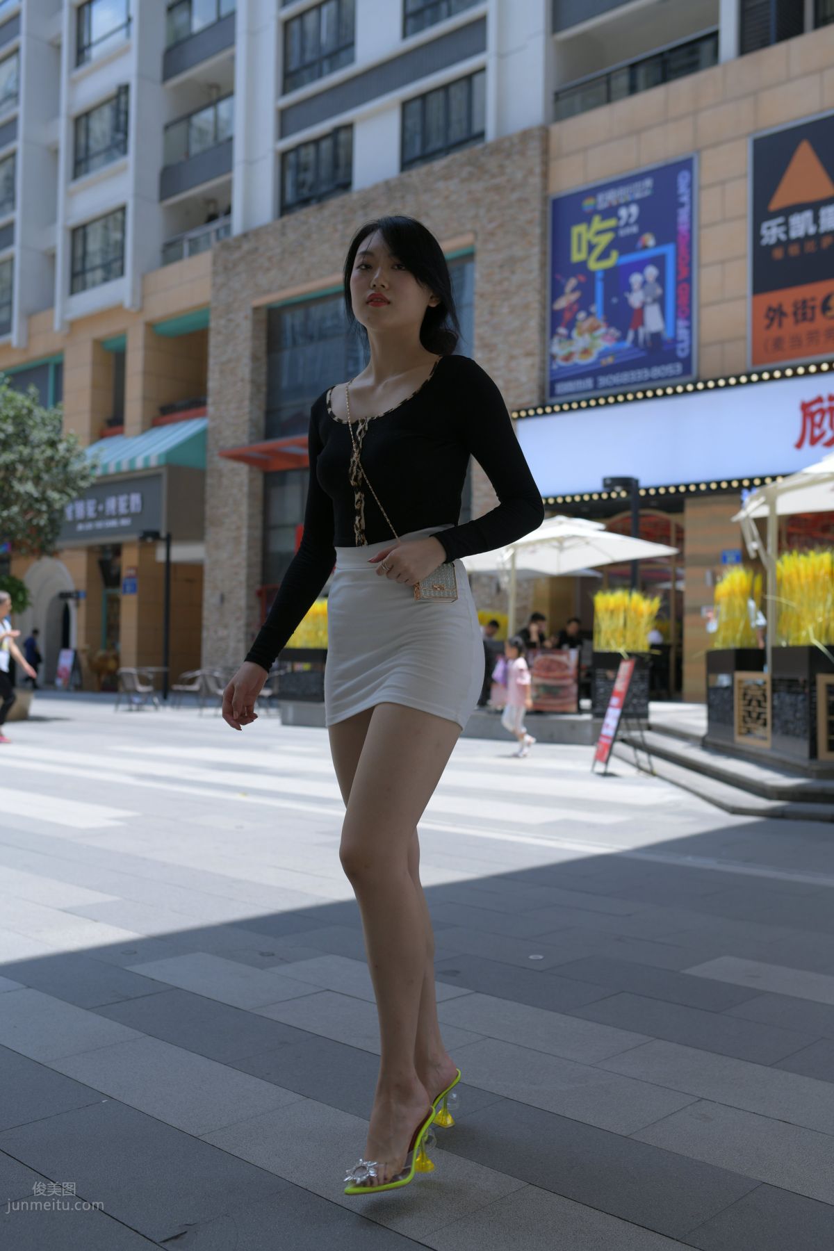 Mojing Street No. 130 photo 285