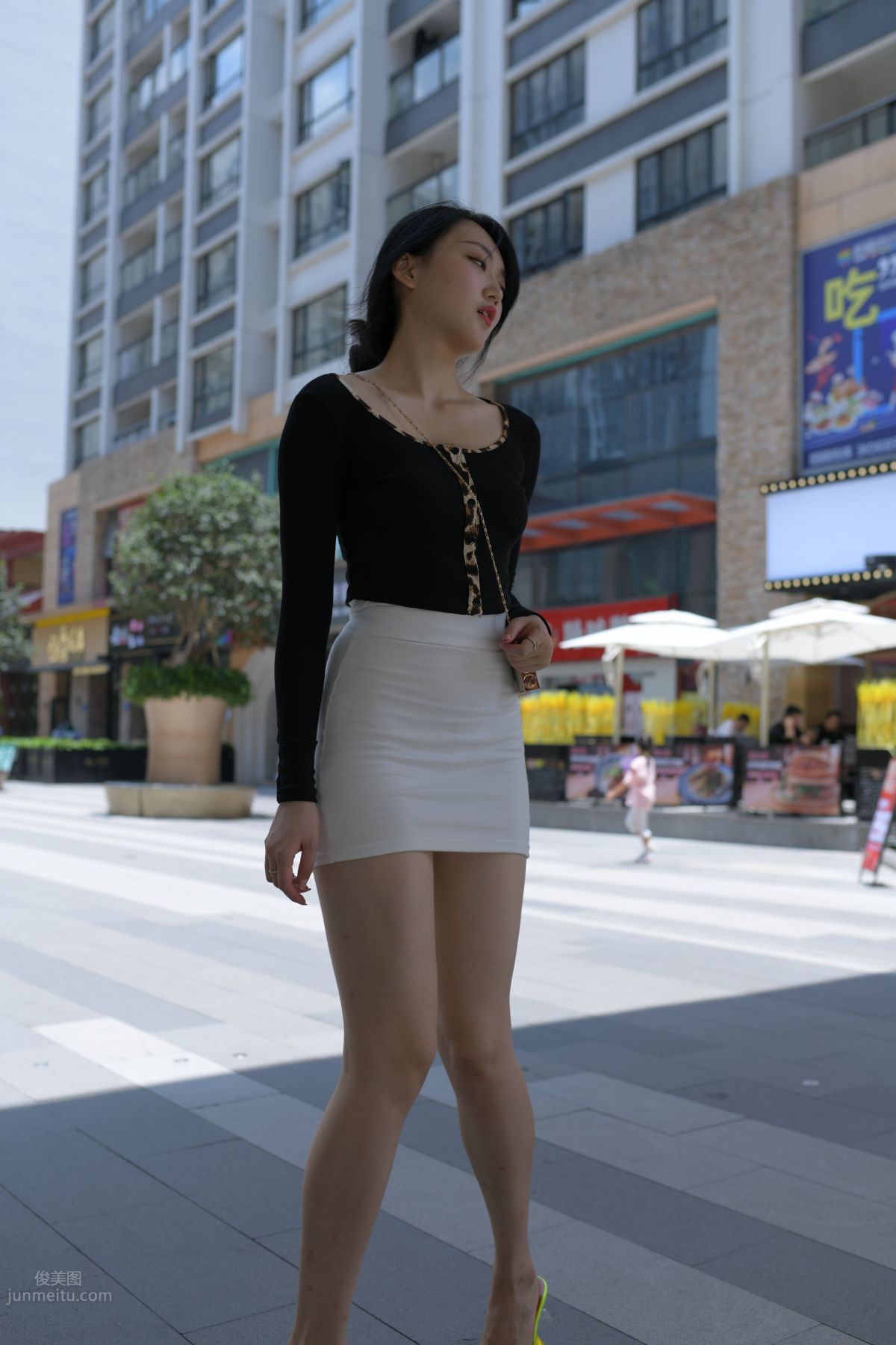 Mojing Street No. 130 photo 289