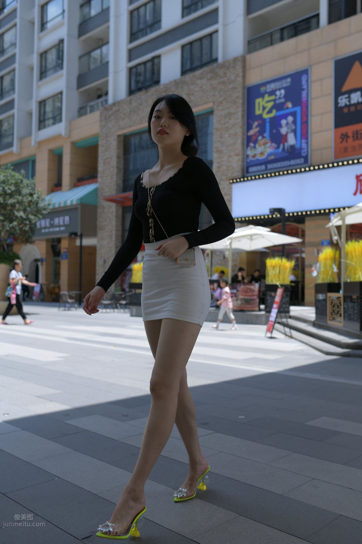 Mojing Street No. 130 photo 286