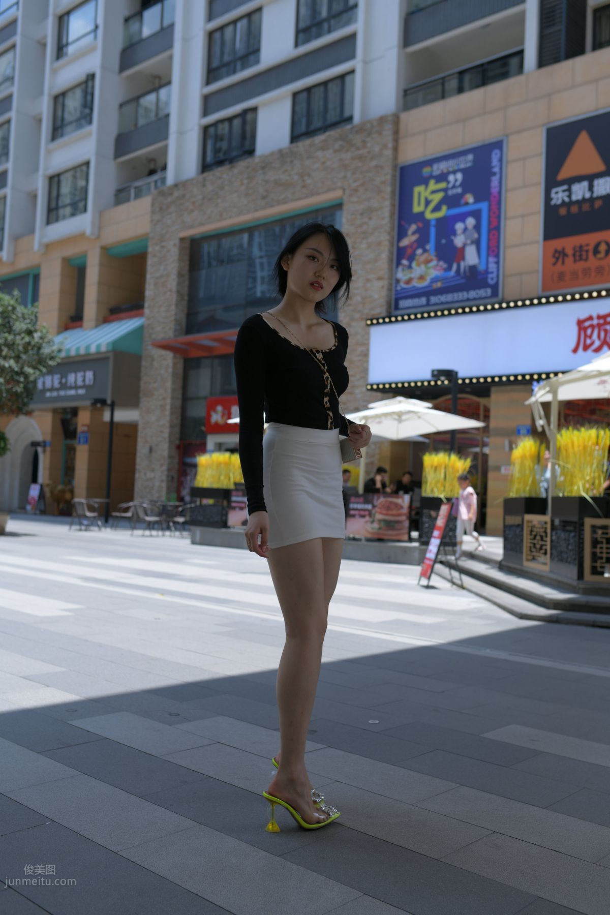 Mojing Street No. 130 photo 282