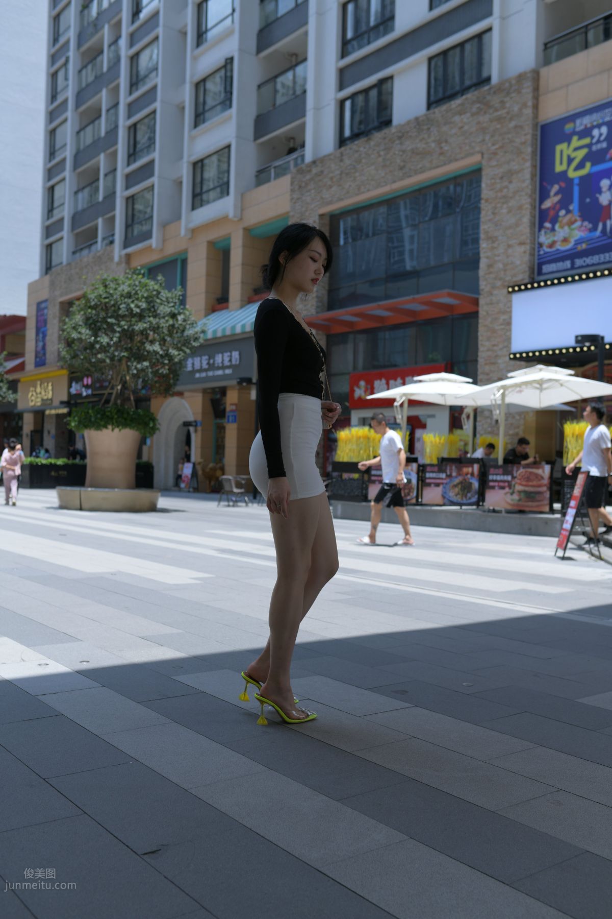 Mojing Street No. 130 photo 339