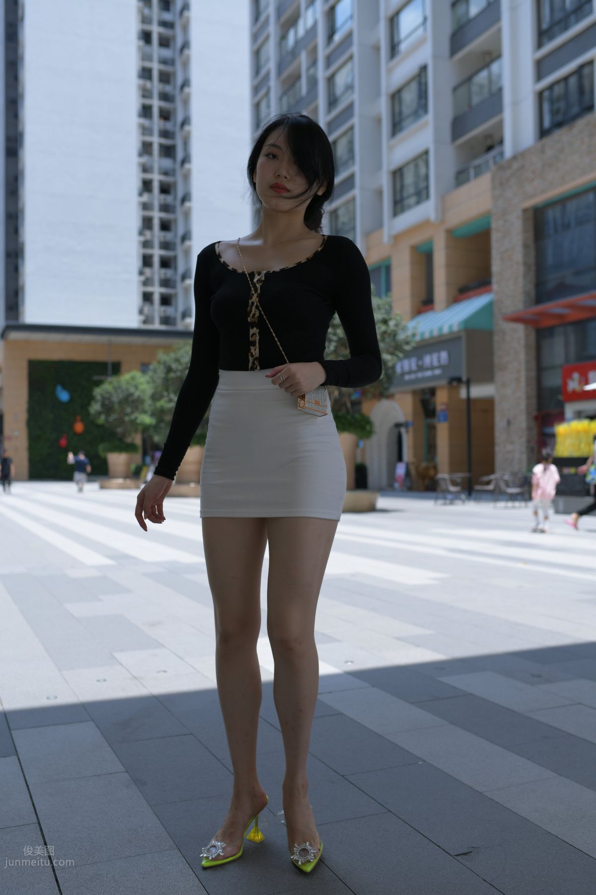 Mojing Street No. 130 photo 299