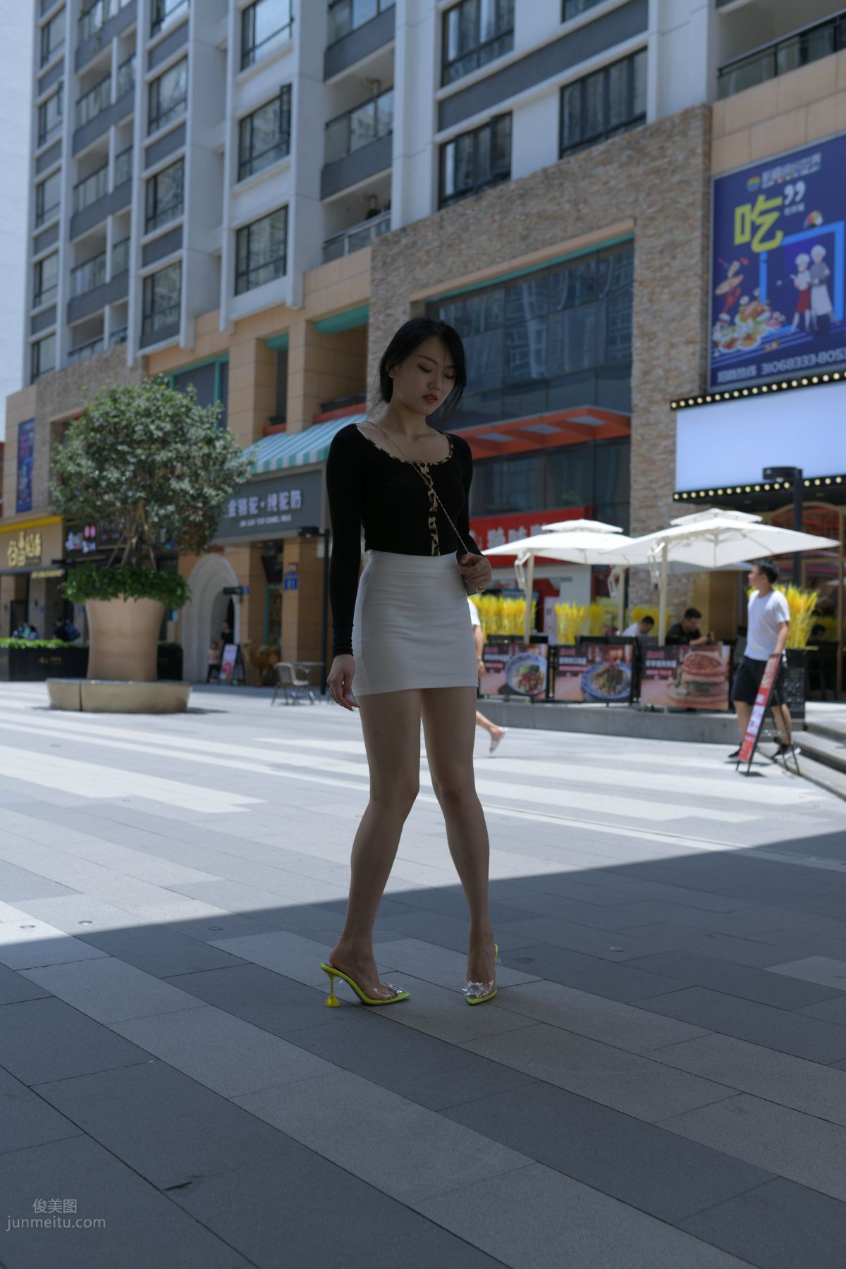 Mojing Street No. 130 photo 341