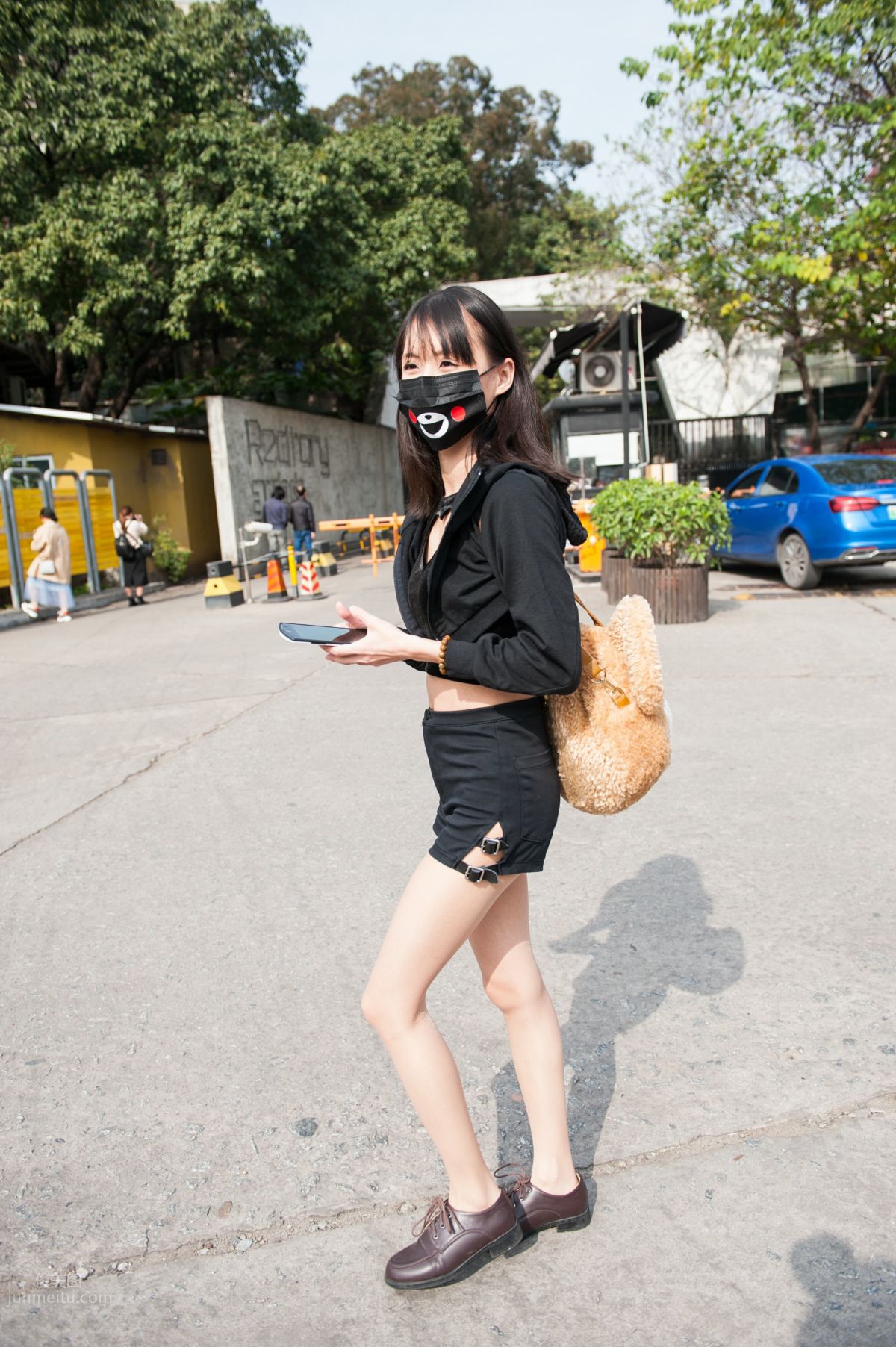 [Mojing Street] 132 Girl with Flesh-Colored Stockings and Beautiful Legs at the Football Field, Your Smile Cannot Be Hidden by a Mask photo 7