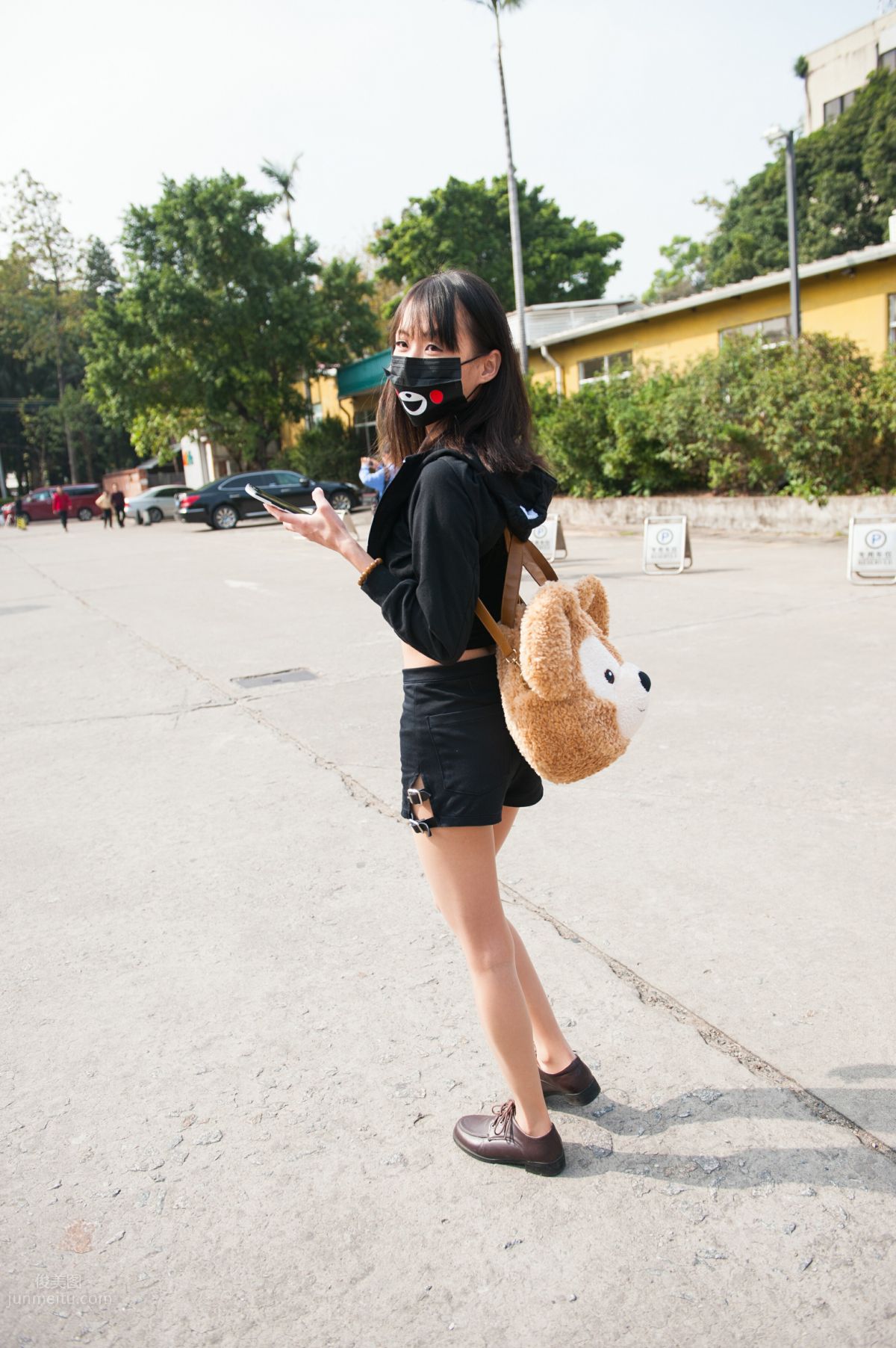 [Mojing Street] 132 Girl with Flesh-Colored Stockings and Beautiful Legs at the Football Field, Your Smile Cannot Be Hidden by a Mask photo 9