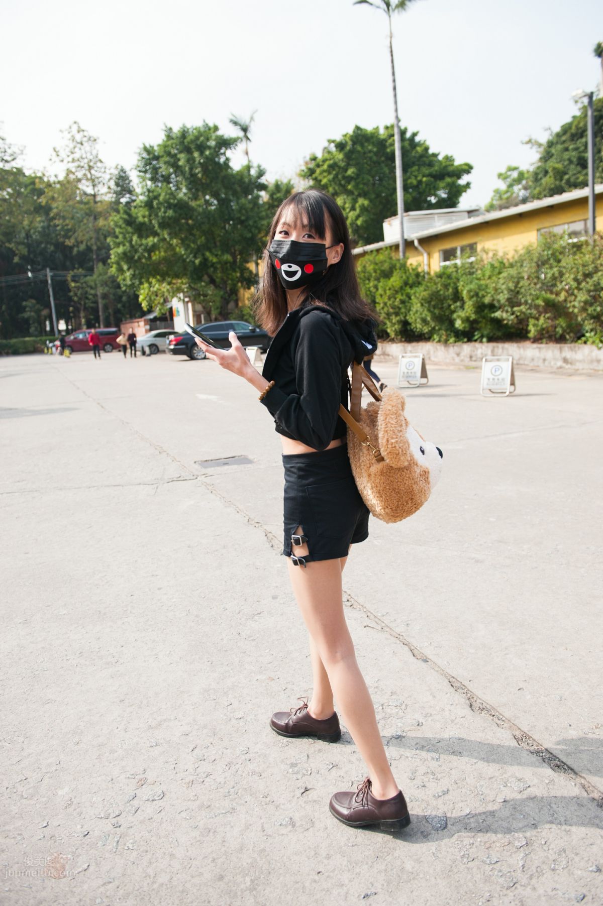 [Mojing Street] 132 Girl with Flesh-Colored Stockings and Beautiful Legs at the Football Field, Your Smile Cannot Be Hidden by a Mask photo 10