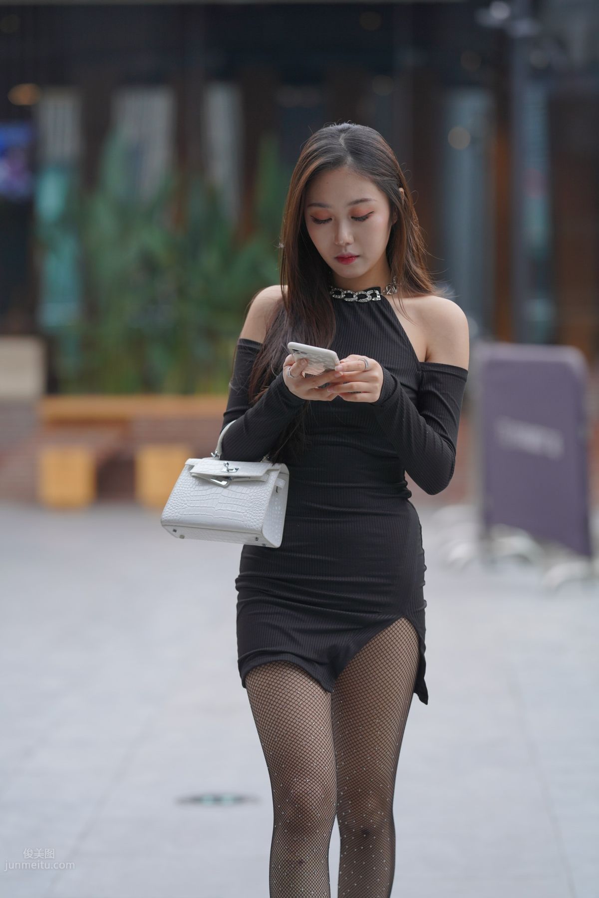 [Mojing Street] 133 Very Sexy Girl in Fishnet Stockings photo 17