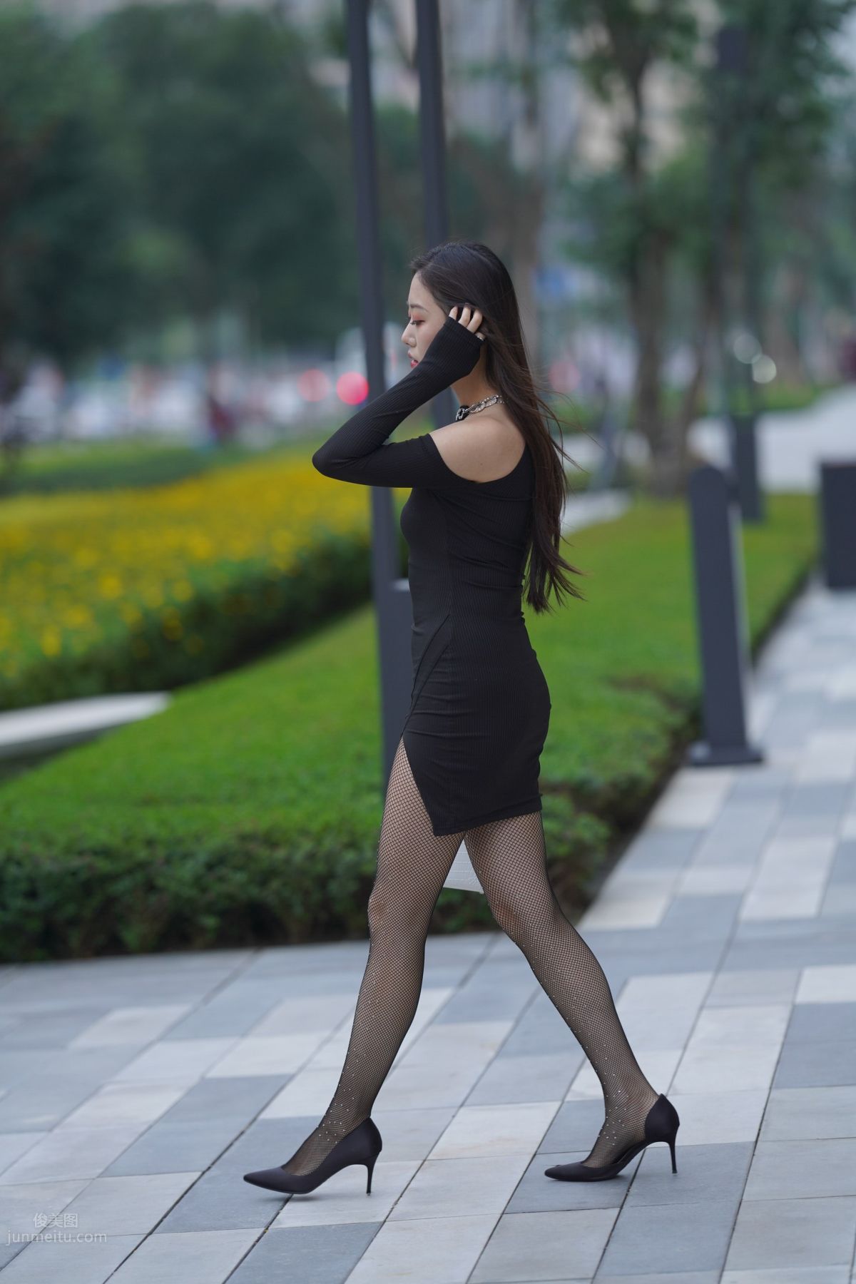 [Mojing Street] 133 Very Sexy Girl in Fishnet Stockings photo 176