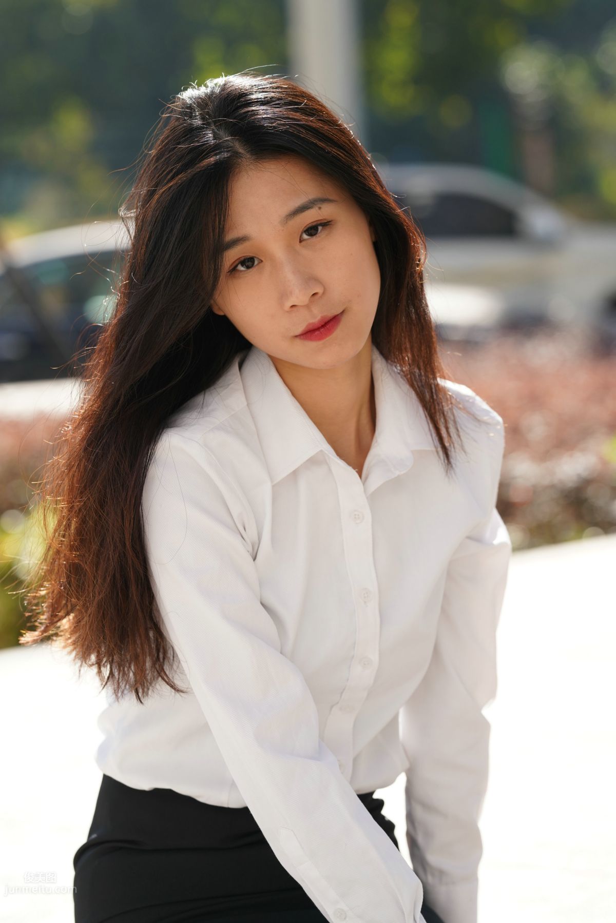 [Mojing Street] 135 Street Snap of an OL-Style Beauty in Black Stockings photo 15