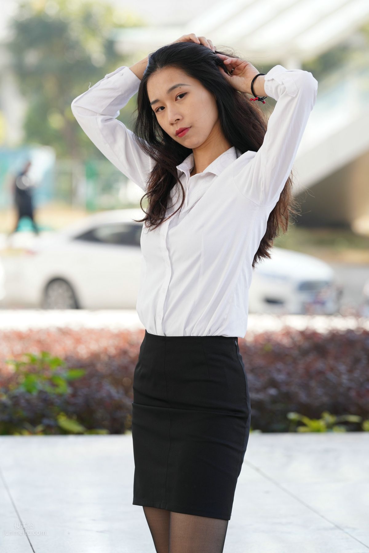 [Mojing Street] 135 Street Snap of an OL-Style Beauty in Black Stockings photo 33