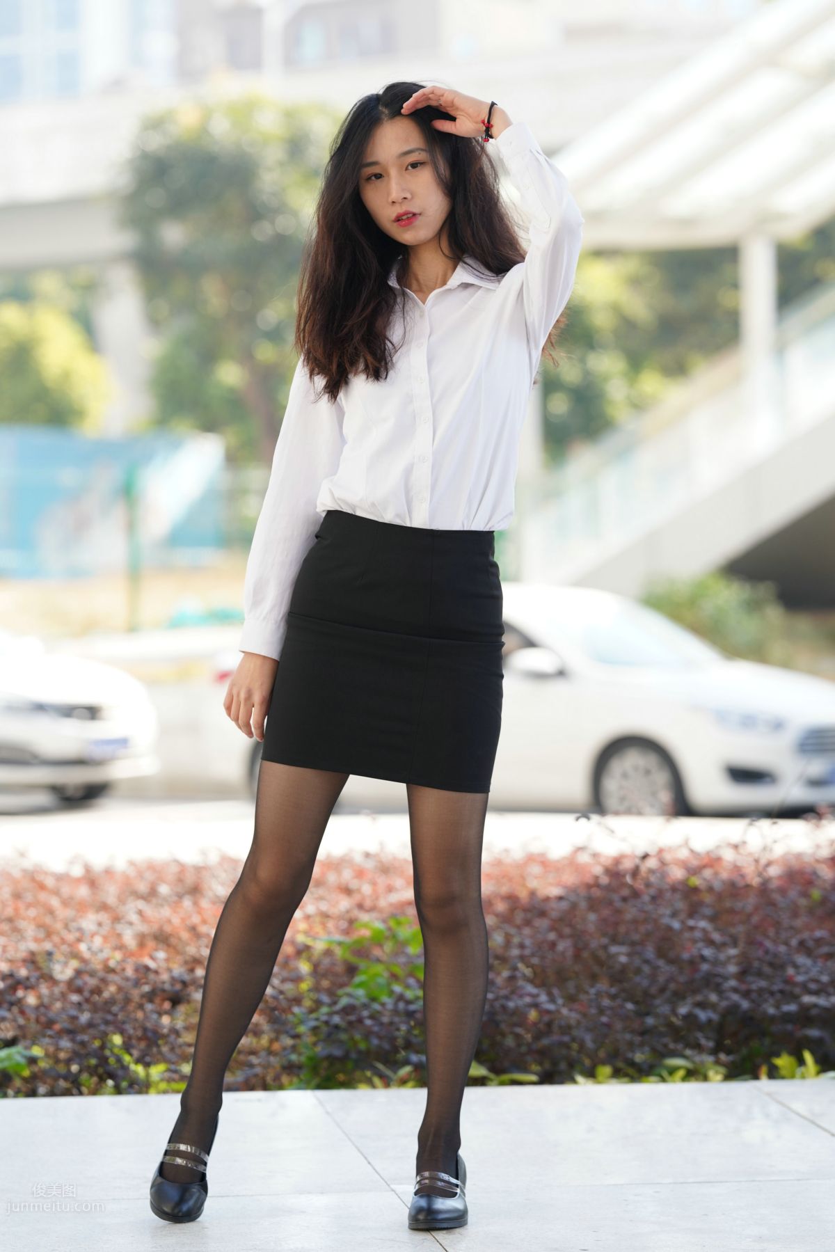 [Mojing Street] 135 Street Snap of an OL-Style Beauty in Black Stockings photo 87