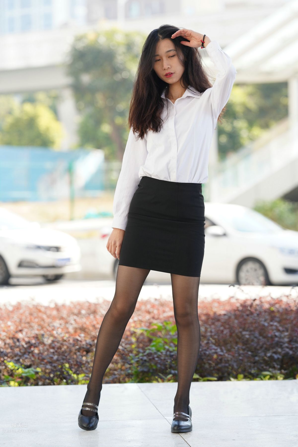 [Mojing Street] 135 Street Snap of an OL-Style Beauty in Black Stockings photo 88