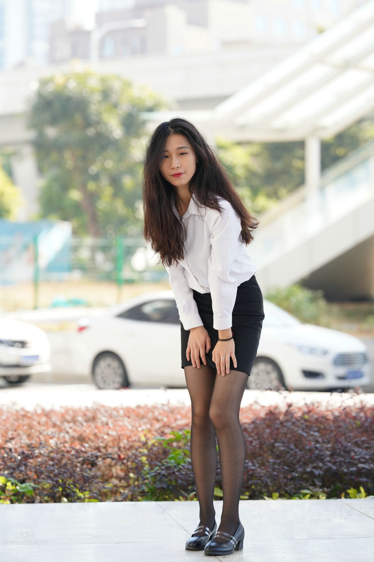 [Mojing Street] 135 Street Snap of an OL-Style Beauty in Black Stockings photo 90
