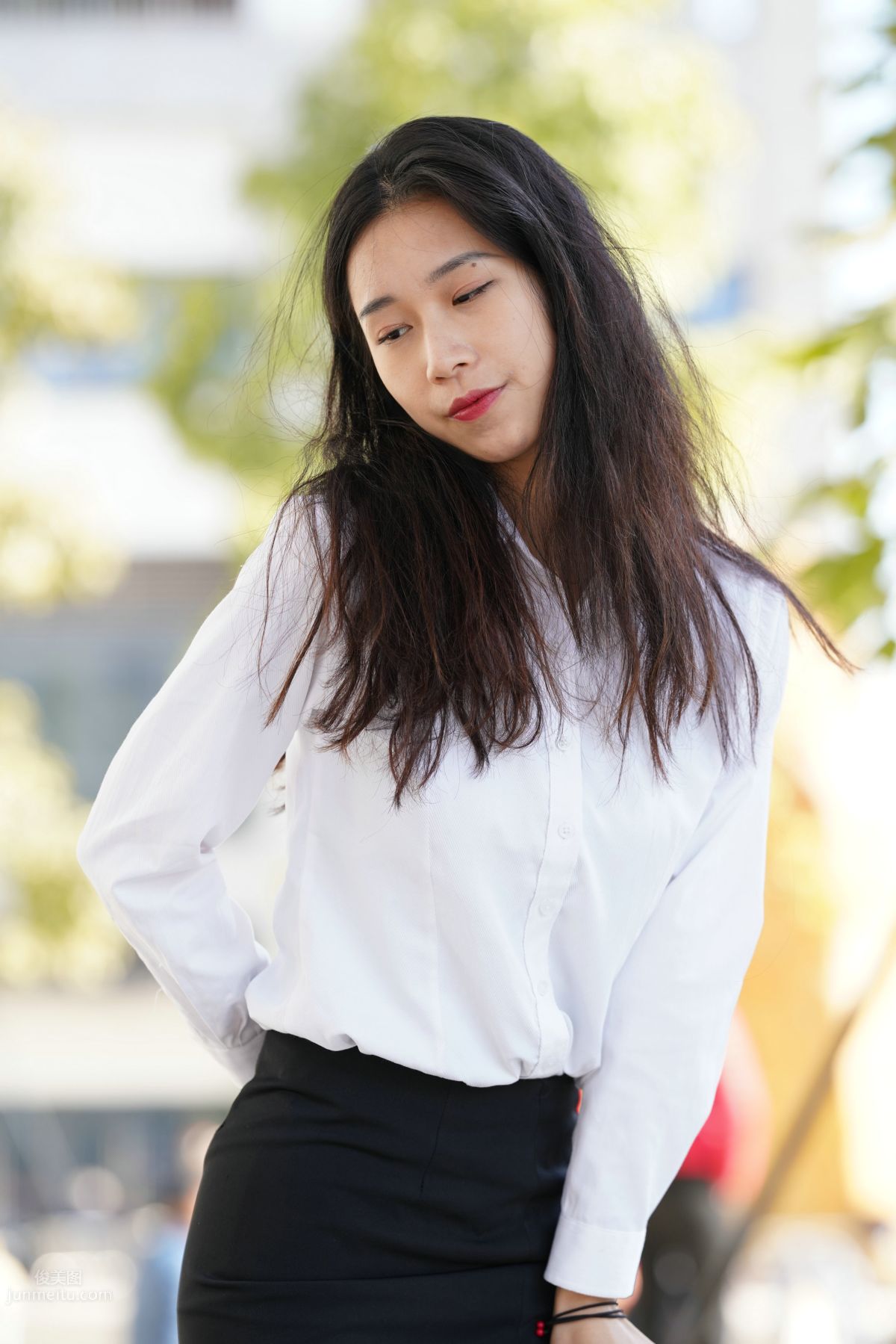 [Mojing Street] 135 Street Snap of an OL-Style Beauty in Black Stockings photo 108