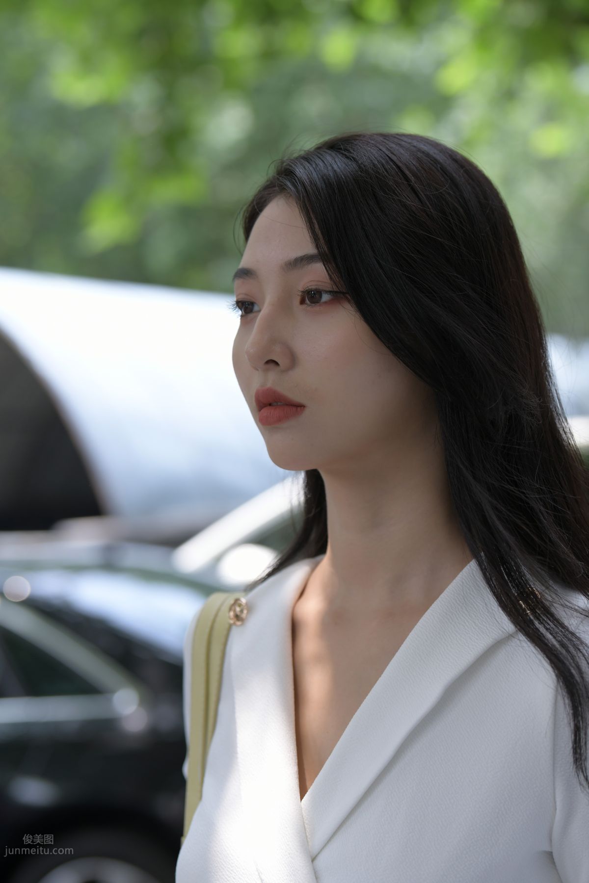 [Mojing Street] 137 Street Snap of a Beauty in White Uniform photo 29