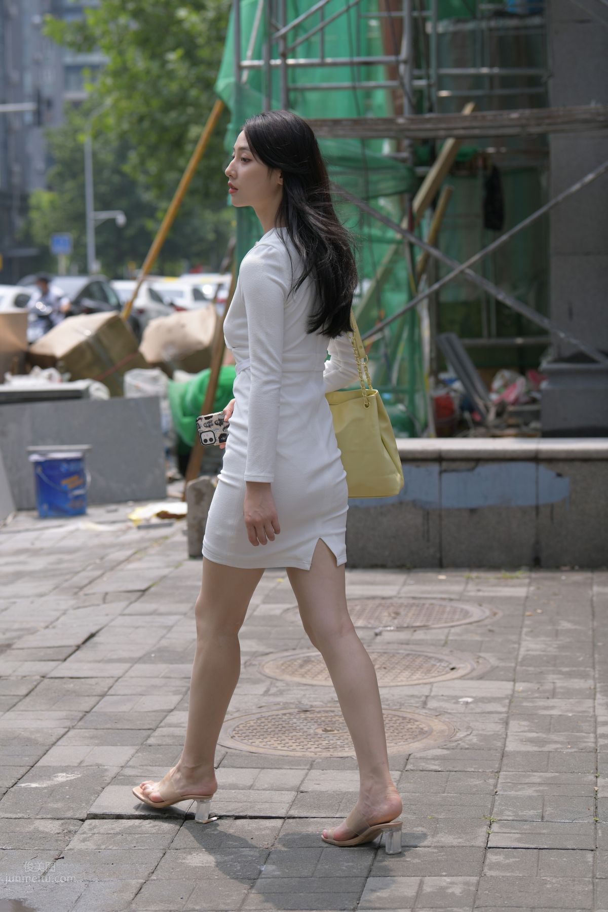 [Mojing Street] 137 Street Snap of a Beauty in White Uniform photo 55