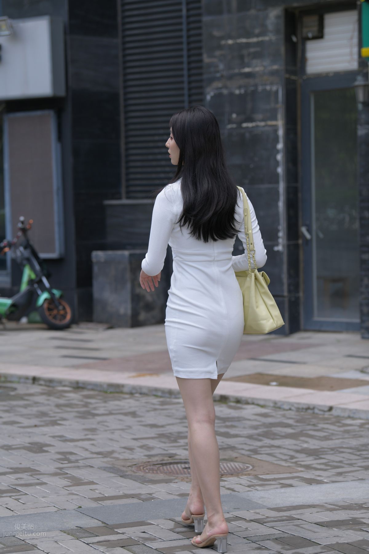 [Mojing Street] 137 Street Snap of a Beauty in White Uniform photo 120