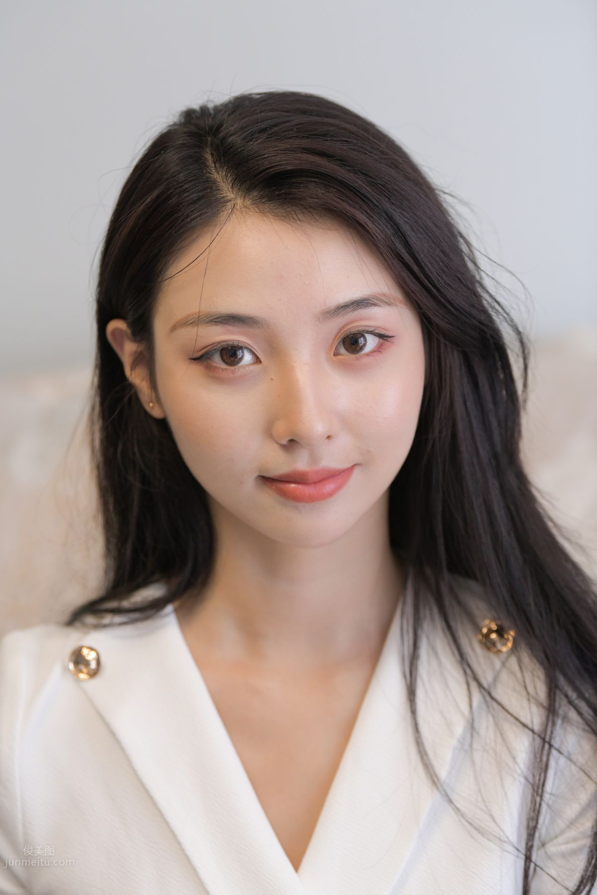 [Mojing Street] 137 Street Snap of a Beauty in White Uniform photo 227