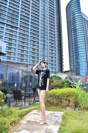 [魔鏡街拍] 144 戶外熱褲涼高美女 