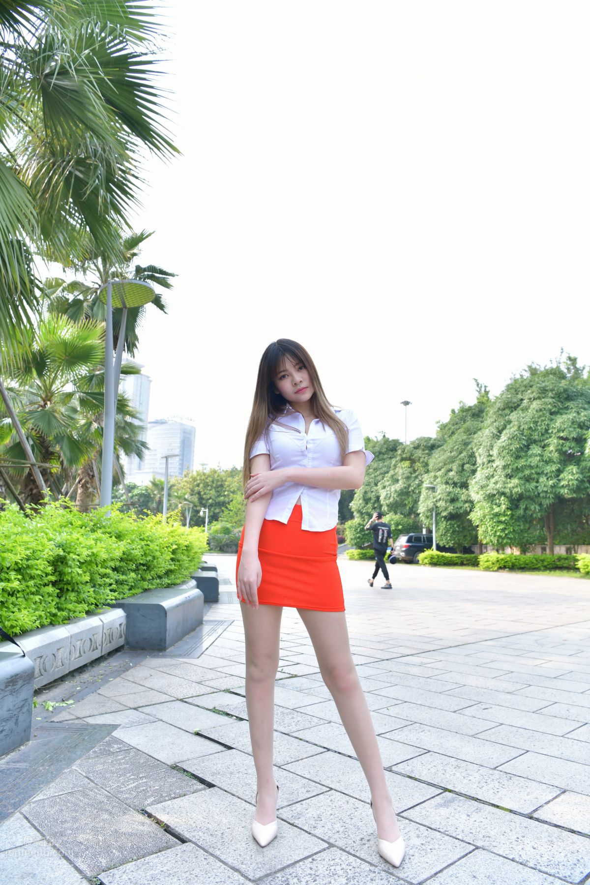 [Mojing Street] 150 Extremely Tempting Mature Woman in Red Bodycon Mini Skirt photo 27