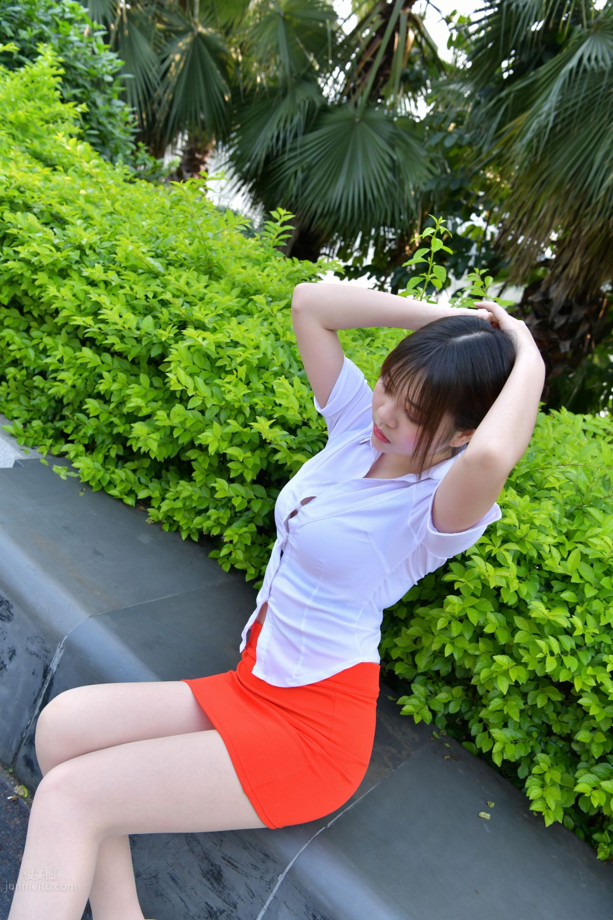 [Mojing Street] 150 Extremely Tempting Mature Woman in Red Bodycon Mini Skirt photo 51