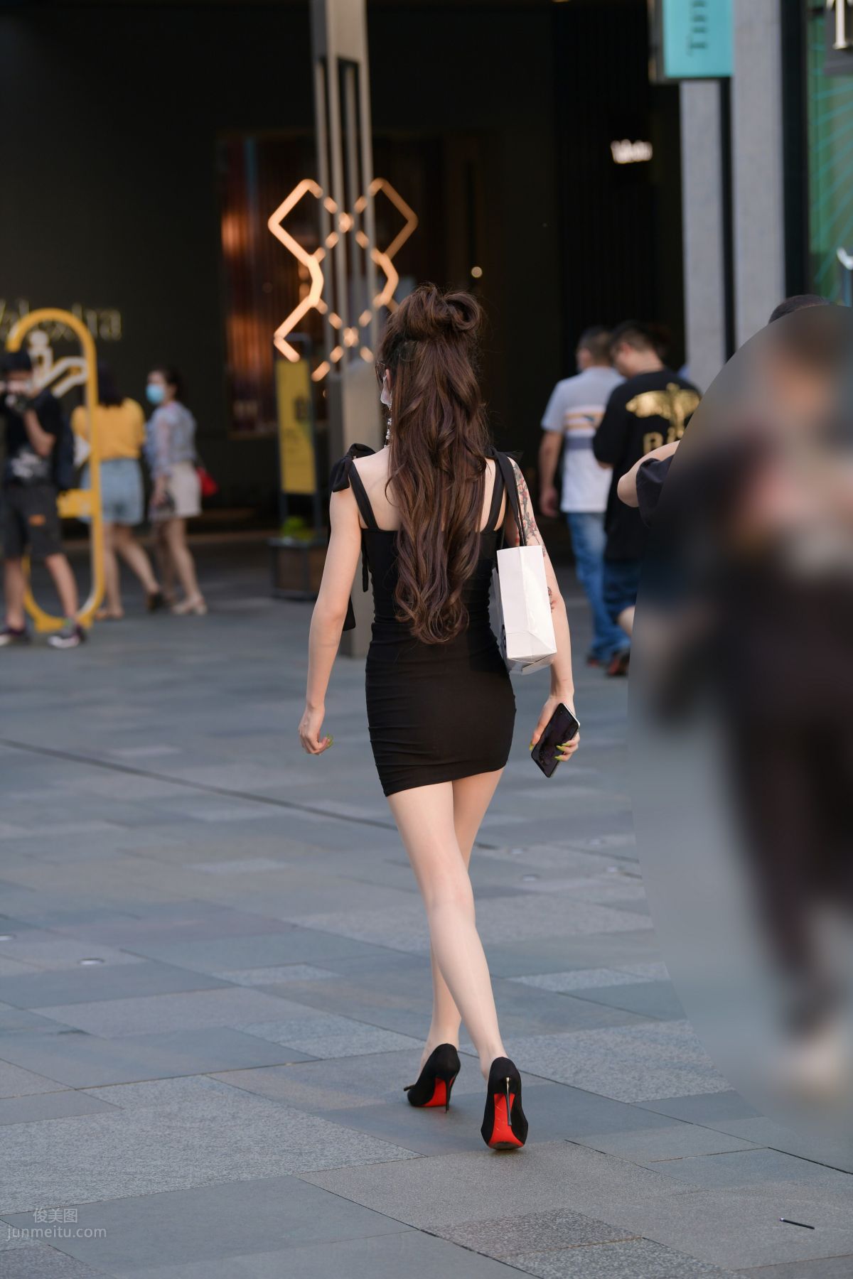 Mojing Street No. 153 photo 84