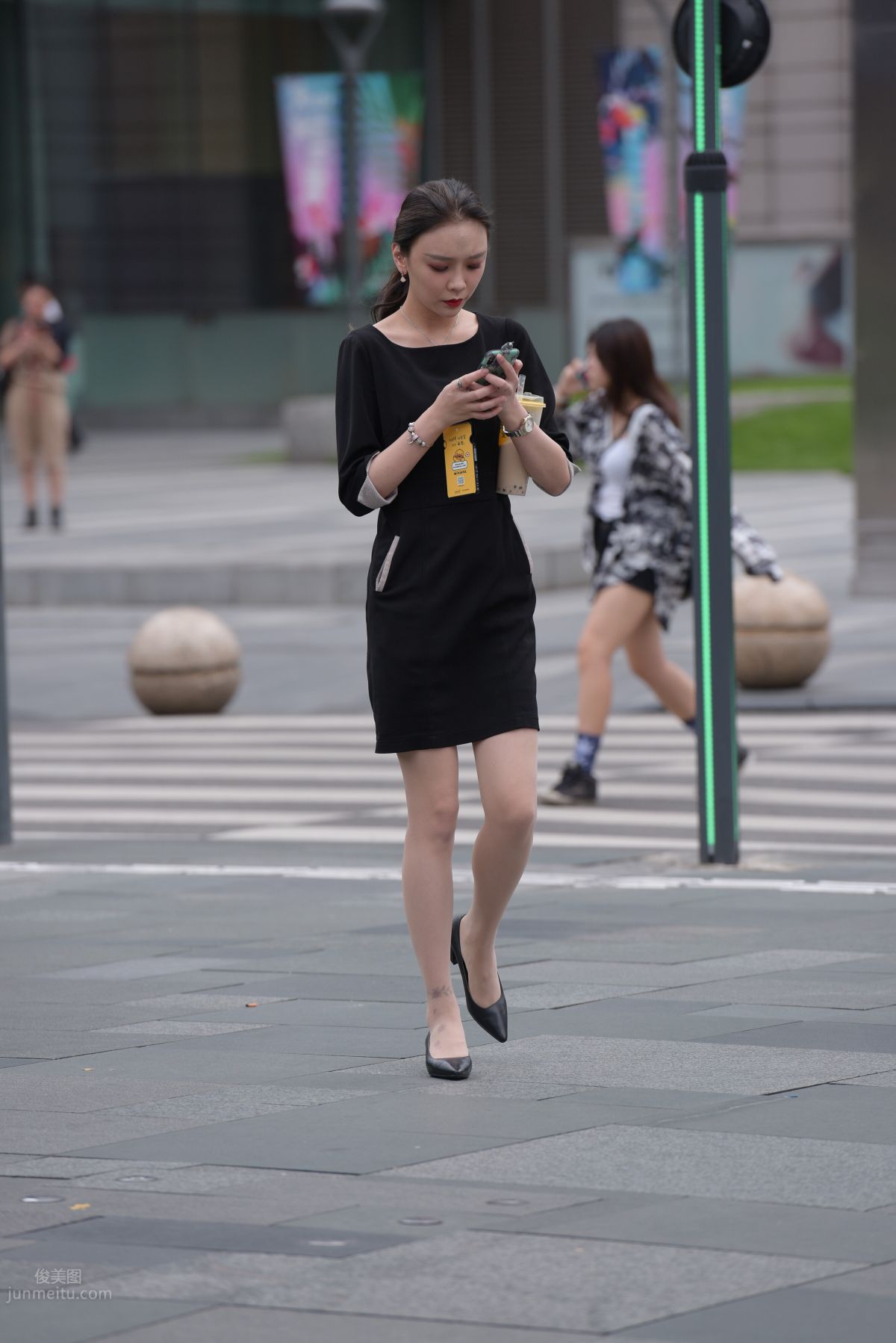 Mojing Street NO.163 Street Snap Black Dress Girl photo 10
