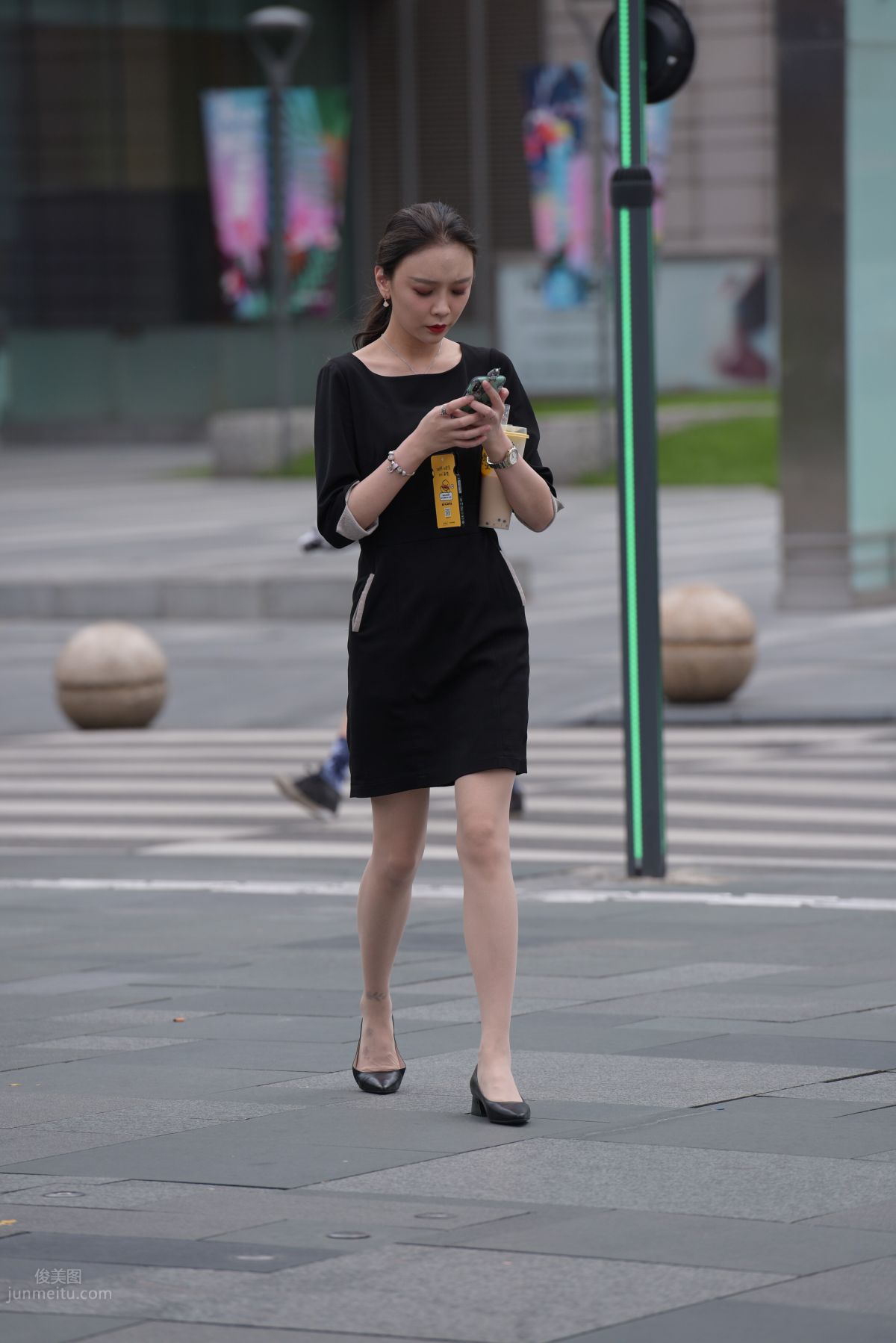Mojing Street NO.163 Street Snap Black Dress Girl photo 12