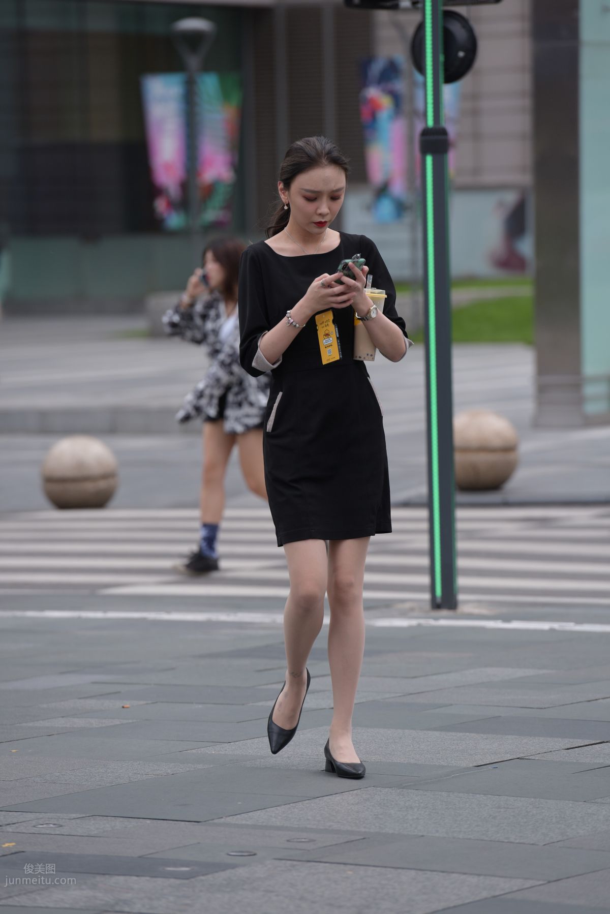 Mojing Street NO.163 Street Snap Black Dress Girl photo 13