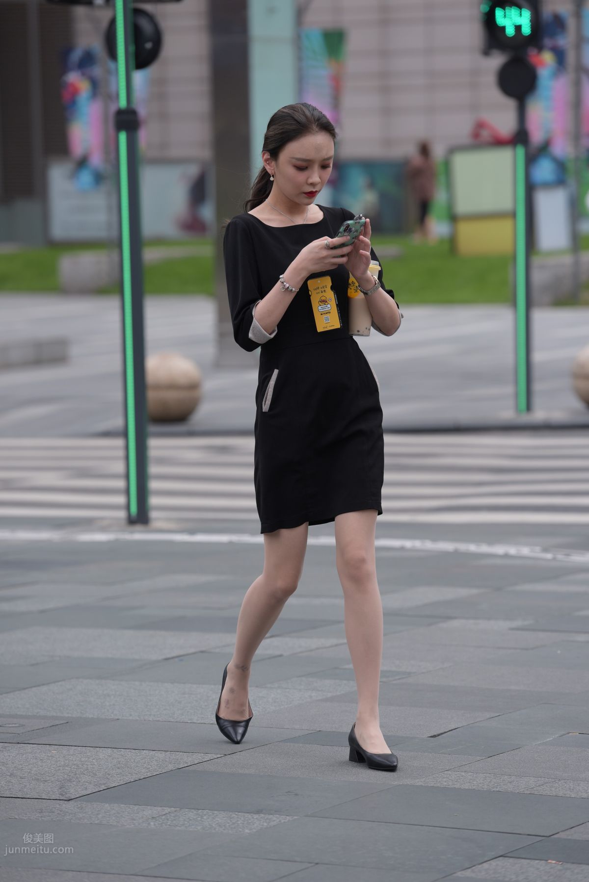 Mojing Street NO.163 Street Snap Black Dress Girl photo 20