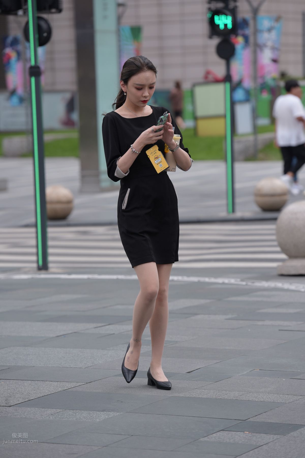 Mojing Street NO.163 Street Snap Black Dress Girl photo 21