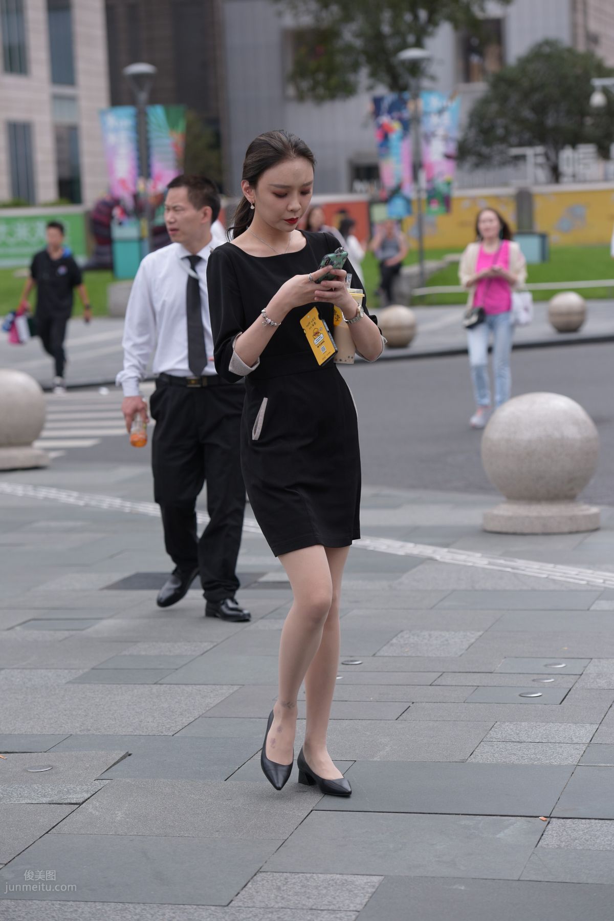 Mojing Street NO.163 Street Snap Black Dress Girl photo 34