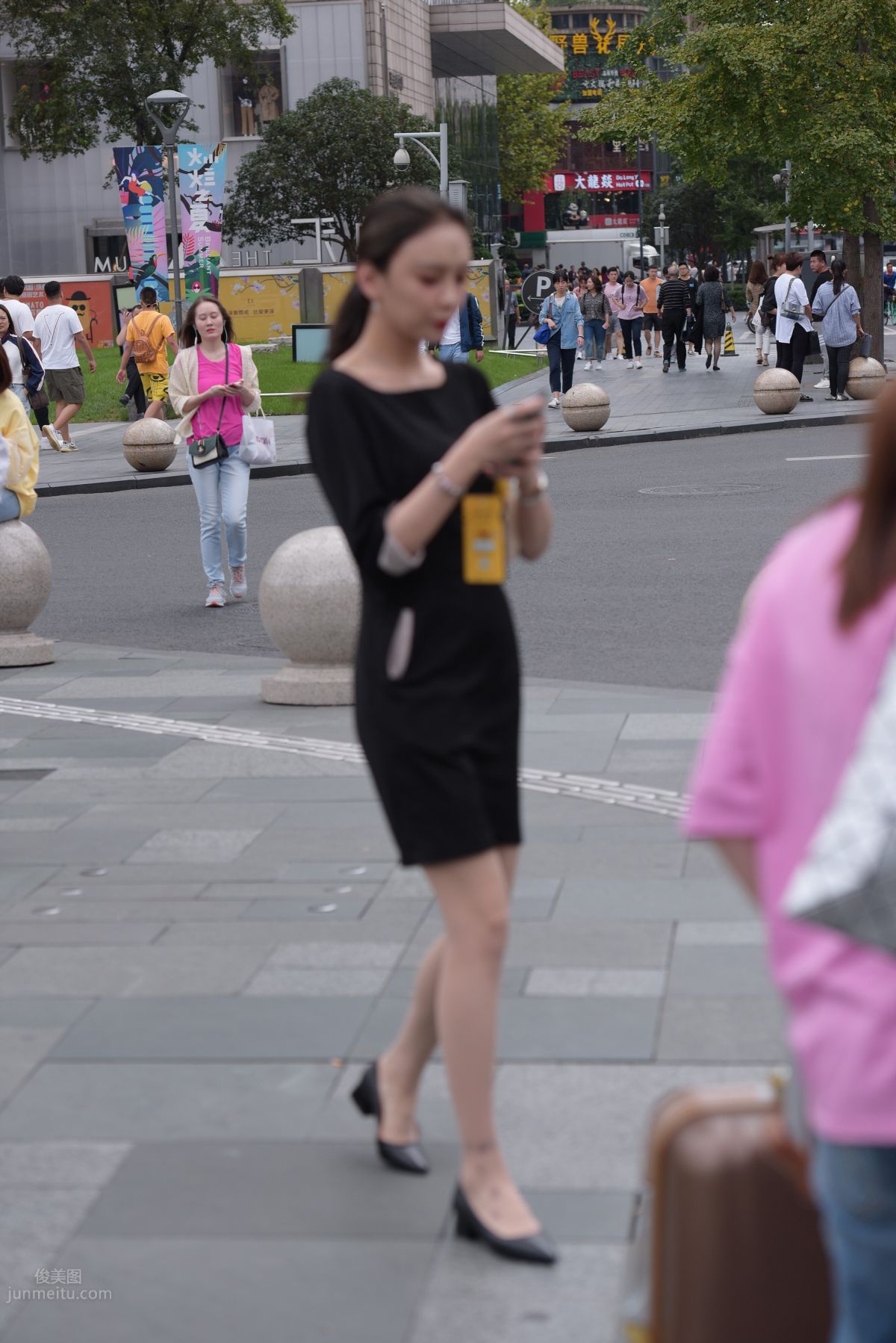 Mojing Street NO.163 Street Snap Black Dress Girl photo 37