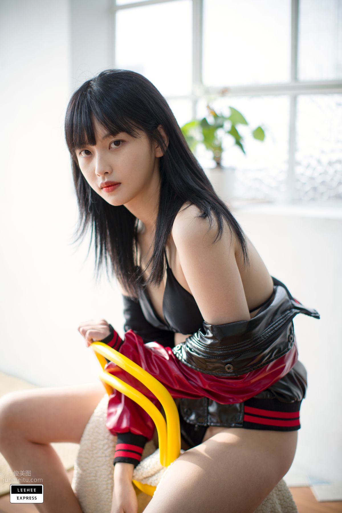 [LeeheeExpress]011 LEBE-011 - GMS 内衣寫真 1
