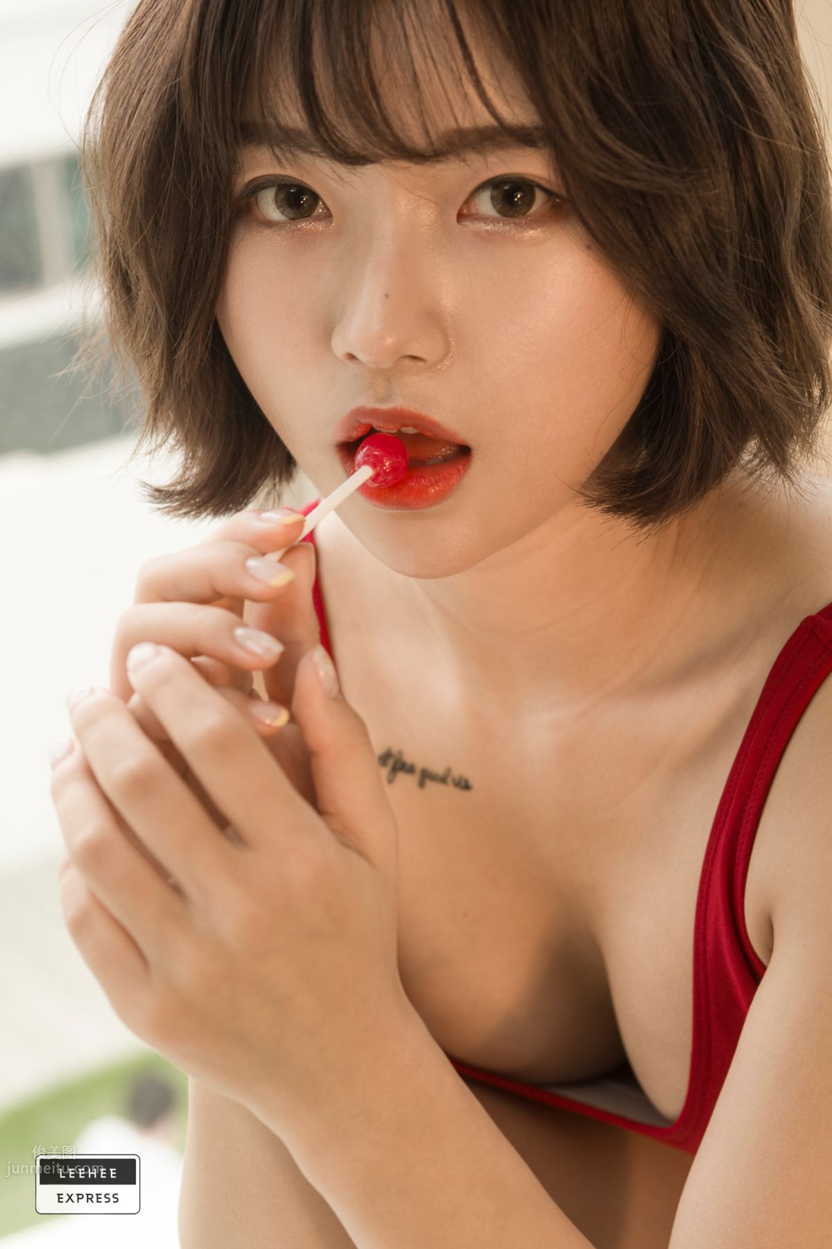 [LeeheeExpress]043 LEDG-018B - U.Hwa 内衣寫真 46