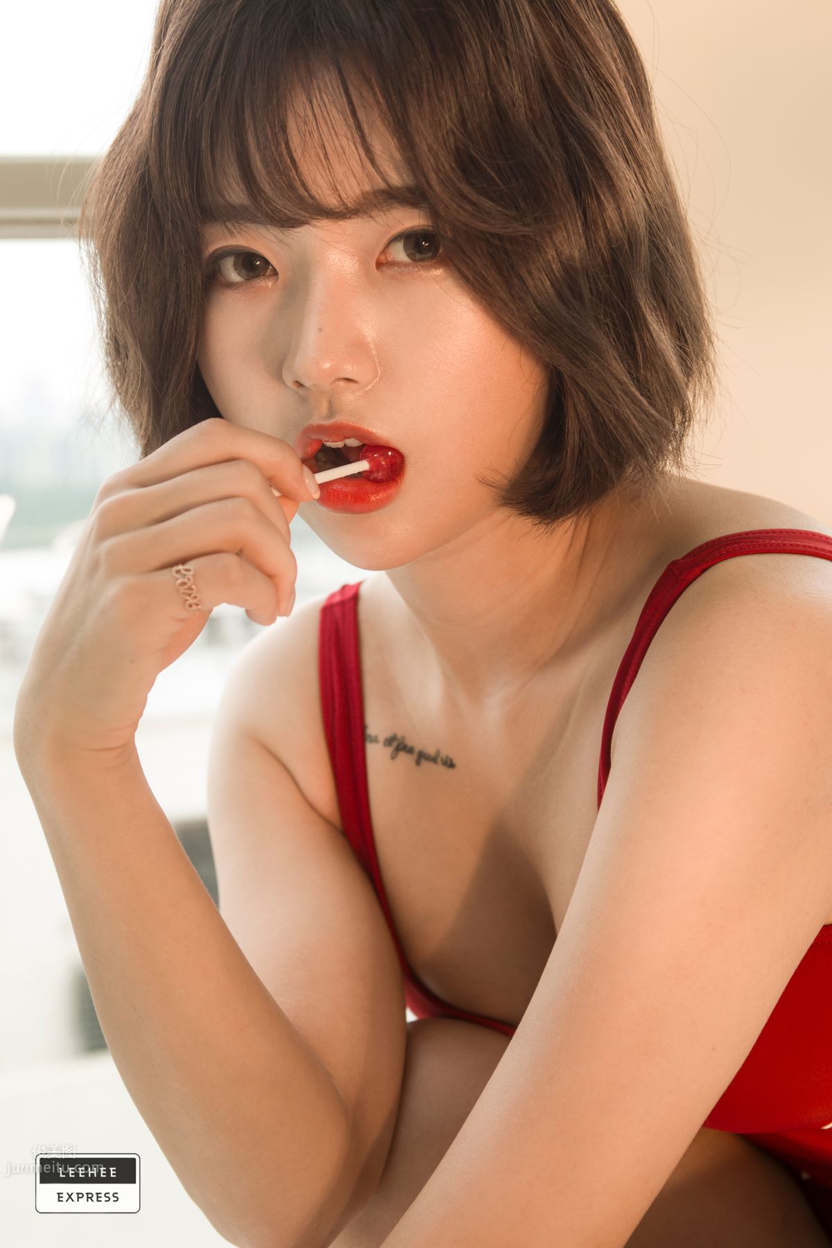 [LeeheeExpress]043 LEDG-018B - U.Hwa 内衣寫真 47