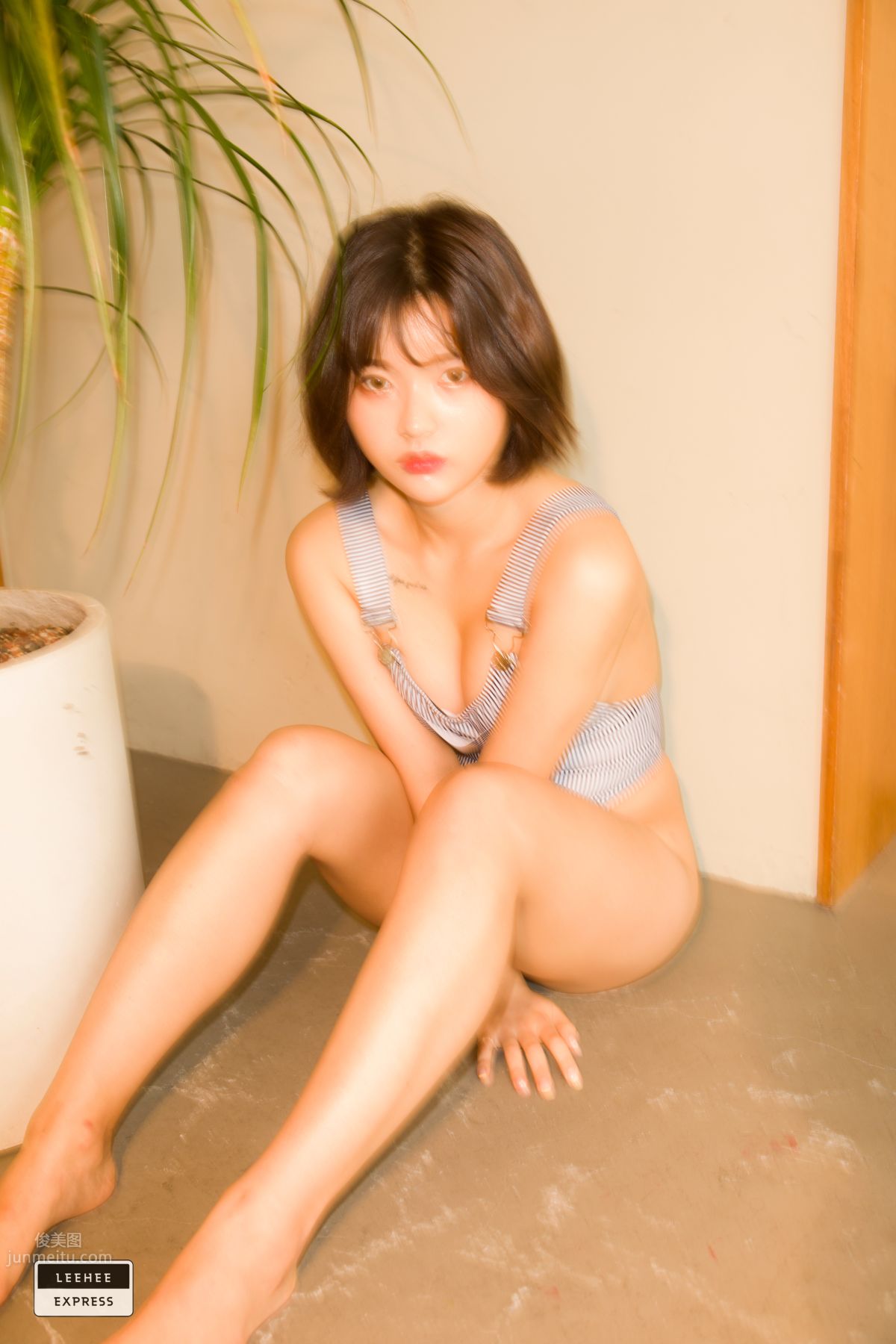 [LeeheeExpress]045 LEDG-022B - U.Hwa 内衣寫真 38