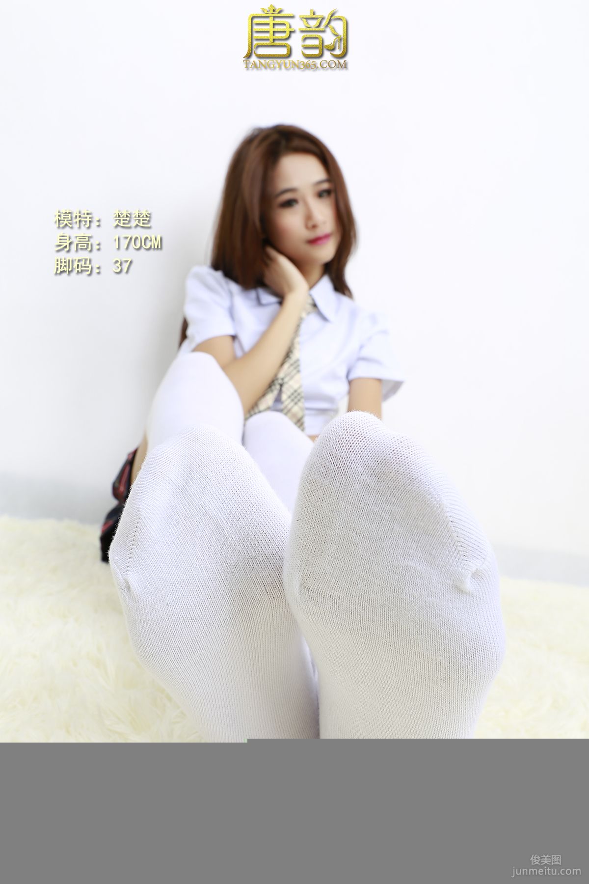 [唐韻寫真] 2015.12.17 P0082 楚楚 學生裝白襪 11